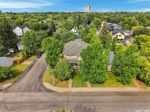 1201 12th St E, Saskatoon, SK, S7H0E3 | Card Image