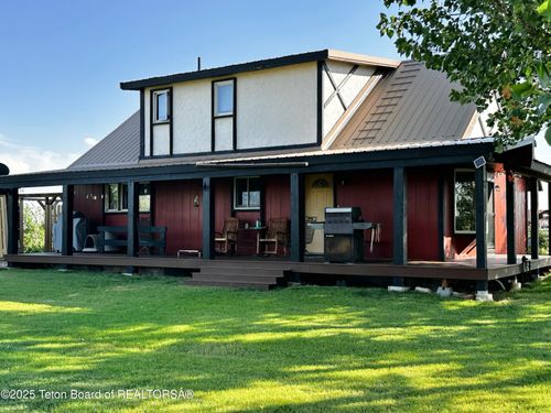 138 First North Rd, Big Piney, WY, 83113-8808 | Card Image