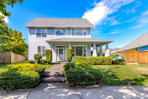 1425 Richmond Ct, Dupont, WA, 98327-9704 | Card Image