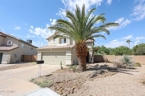 3902 E Rosemonte Dr, Phoenix, AZ, 85050-3286 | Card Image