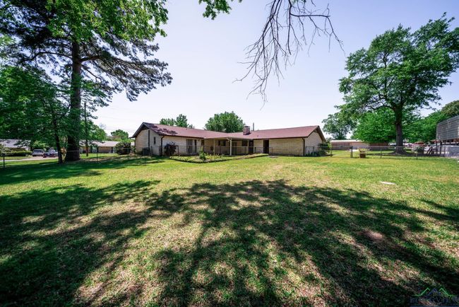 107 Tulip St, House other with 3 bedrooms, 3 bathrooms and null parking in White Oak TX | Image 13