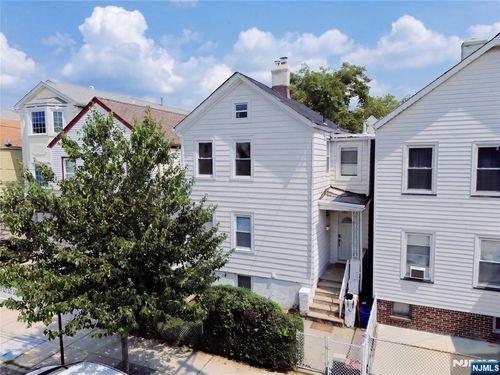 323 John St, Harrison, NJ, 07029-2545 | Card Image