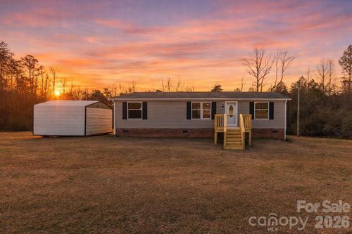 919 Lewittes Rd, Taylorsville, NC, 28681-8594 | Card Image