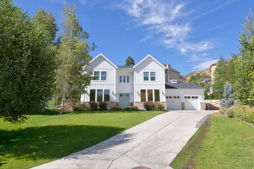 3702 N 920 E, Provo, UT, 84604-5249 | Card Image