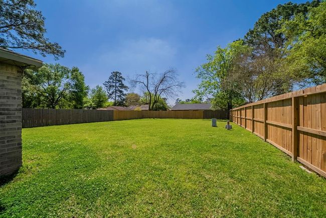 22739 Millgate Dr, House other with 3 bedrooms, 2 bathrooms and 2 parking in Spring TX | Image 20