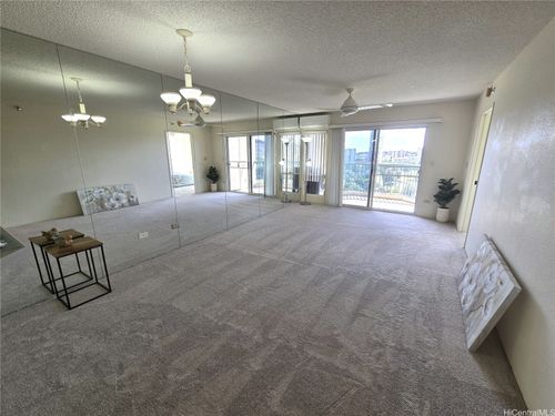 apt-1504-3075 Ala Poha Pl, Honolulu, HI, 96818-1688 | Card Image