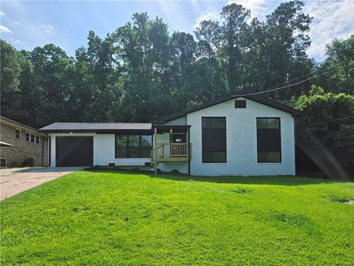 2400 Glenrock Dr, Decatur, GA, 30032-5856 | Card Image