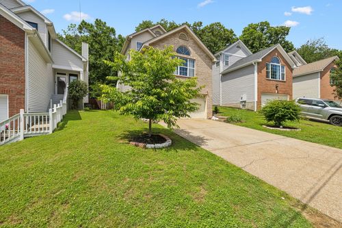 4062 Farmingham Woods Dr, Hermitage, TN, 37076-4400 | Card Image