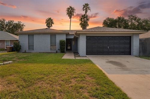 3134 Dunbarton Oak St, Corpus Christi, TX, 78414-3536 | Card Image