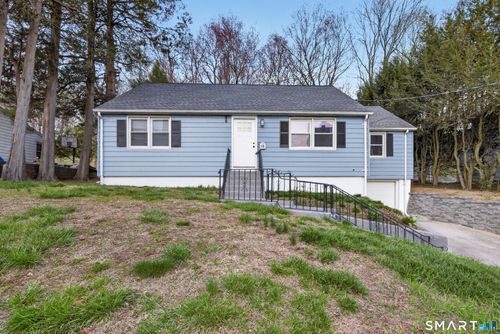 46 N Cliff St, Ansonia, CT, 06401-1622 | Card Image