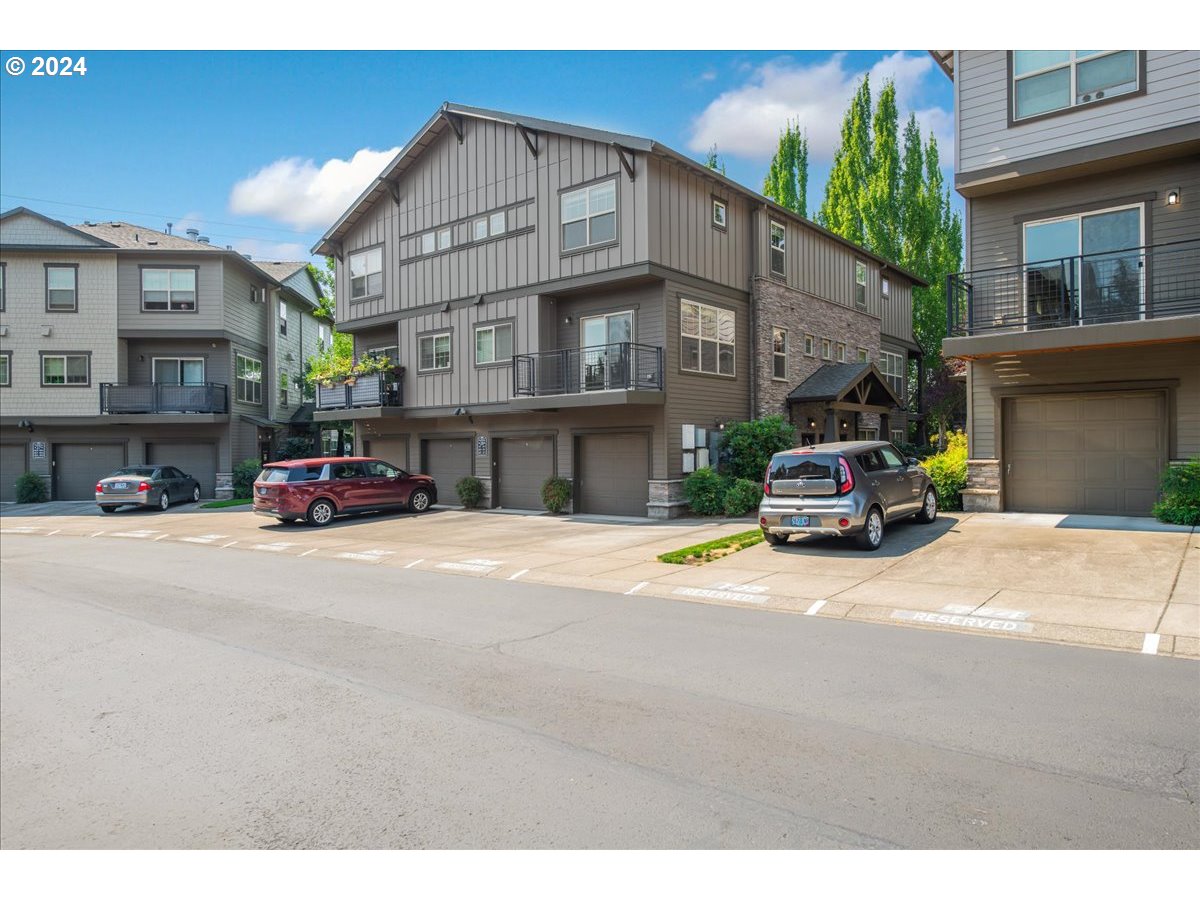 Garswood Ln, Beaverton, OR 97006