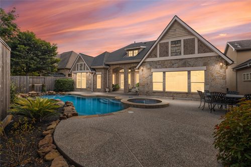 11 Greens Edge Dr, Kingwood, TX, 77339-5334 | Card Image
