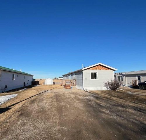 212 Cross St, Acme, AB, T0M0A0 | Card Image
