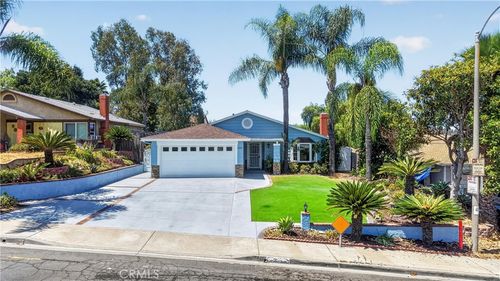 2349 Seasons Rd, Oceanside, CA, 92056-3558 | Card Image