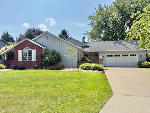 3135 Oakdale Lane, GRAND CHUTE, WI, 54914 | Card Image
