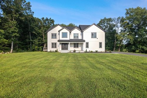 10 Falcon Dr, Shrewsbury, MA, 01545-4858 | Card Image