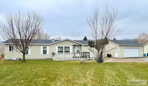 410 & 408 E Custer Rd, Mackay, ID, 83251-1004 | Card Image