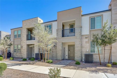 909 Kyanite Ln, Henderson, NV, 89011-1562 | Card Image