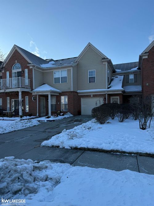 34600 Northrup Dr, Chesterfield, MI, 48047-3184 | Card Image