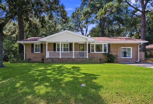 1373 White Dr, Charleston, SC, 29407-6531 | Card Image