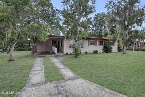 113 Green Dr, Palatka, FL, 32177-2601 | Card Image