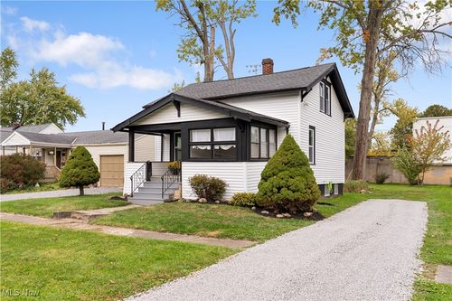 345 E Indiana Ave, Sebring, OH, 44672-1533 | Card Image