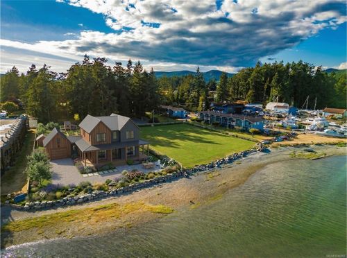 6107 Seabroom Rd, Sooke, BC, V9Z0B8 | Card Image