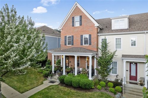 1641 Overton Ln, Squirrel Hill, PA, 15217-3507 | Card Image