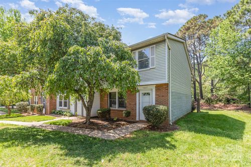 7507 Holly Grove Ct, Charlotte, NC, 28227-2556 | Card Image
