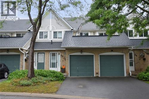 33-2530 Northampton Boulevard, Burlington, ON, L7M4B4 | Card Image