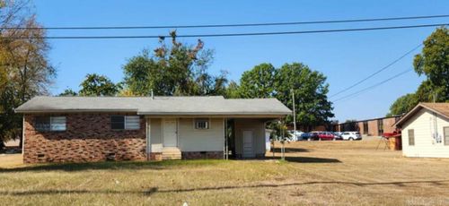 1020 S Crawford St, Clarksville, AR, 72830-4015 | Card Image