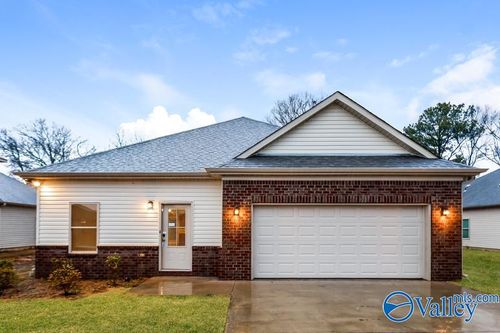 611 White Oak Circle, LINCOLN, AL, 35096 | Card Image