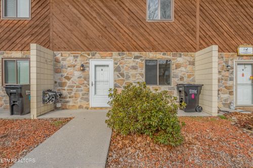 g-2705 Sood Rd, Knoxville, TN, 37921-2962 | Card Image