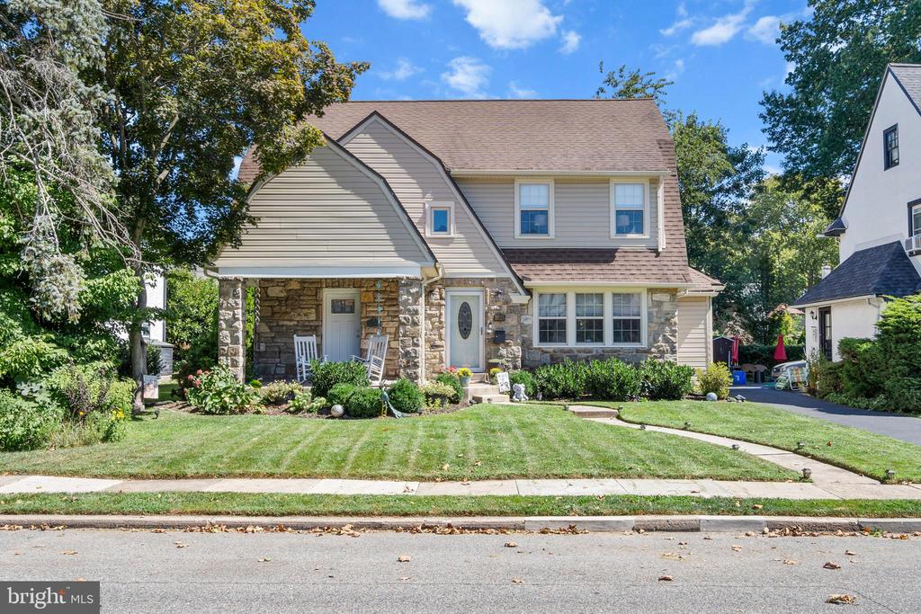 Belfield Ave, Drexel Hill, PA 19026