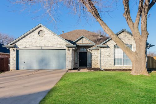 3407 Tipperary Dr, Grand Prairie, TX, 75052-8015 | Card Image