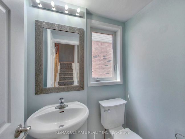 487 Rossland Rd E, House attached with 3 bedrooms, 3 bathrooms and 1 parking in Ajax ON | Image 20