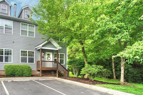 2-198 Beech Haven Rd, Banner Elk, NC, 28604-7282 | Card Image