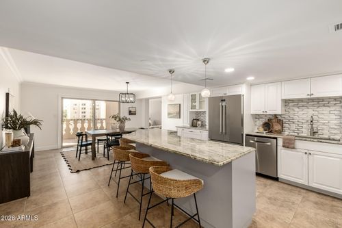 312-7940 E Camelback Road, Scottsdale, AZ, 85251 | Card Image
