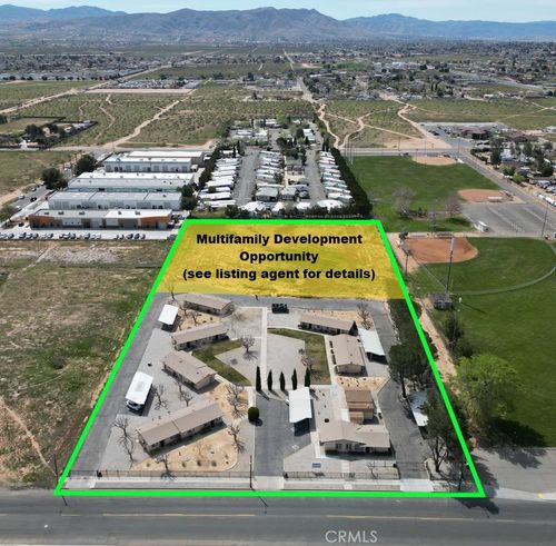 21905 Powhatan Rd, Apple Valley, CA, 92308-6597 | Card Image