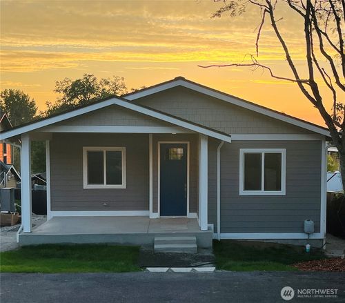 b-1507 13th Ave, Milton, WA, 98354-9267 | Card Image
