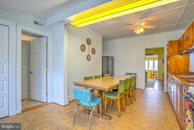 5228 Chesapeake Ave, House other with 3 bedrooms, 2 bathrooms and null parking in SHADY SIDE MD | Image 12