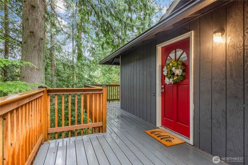 439 Sudden Valley Dr, Bellingham, WA, 98229-7667 | Card Image