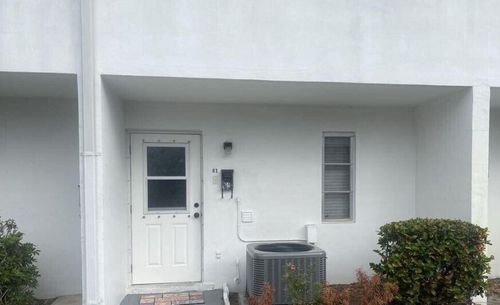 61 East Ct, Royal Palm Beach, FL, 33411-2902 | Card Image