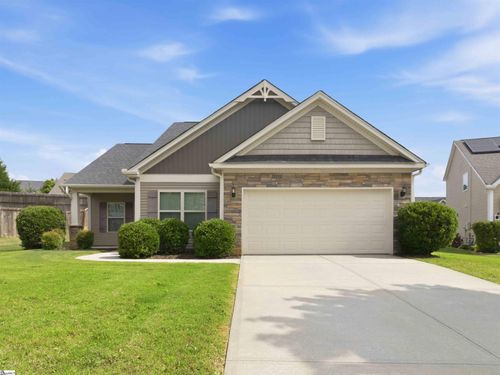 157 W Pyrenees Dr, Lyman, SC, 29365-9277 | Card Image