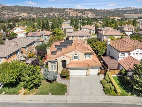 18540 Serra Ct, Morgan Hill, CA, 95037-2963 | Card Image