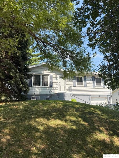 1206 W 15th Ave, Bellevue, NE, 68005-3821 | Card Image