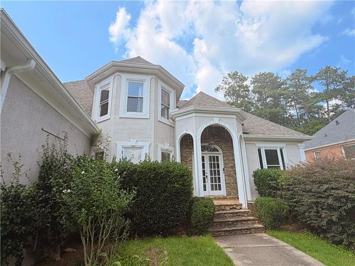 530 Rippling Water Ln, Johns Creek, GA, 30097-7840 | Card Image