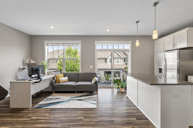 8113 Central Park Way N, Townhouse with 3 bedrooms, 4 bathrooms and null parking in Maple Grove MN | Image 13