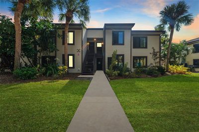 356 - 356 Moorings Cove Drive, Condo with 2 bedrooms, 1 bathrooms and null parking in Tarpon Springs FL | Image 1