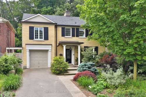 21 Douglas Cres, East York, ON, M4W2E6 | Card Image